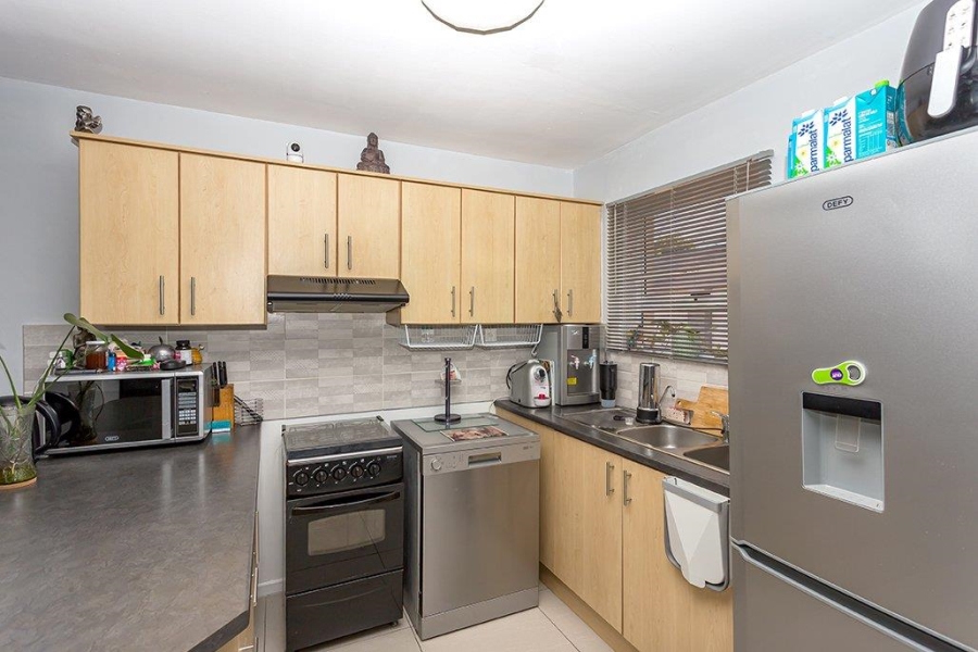 2 Bedroom Property for Sale in Table View Western Cape